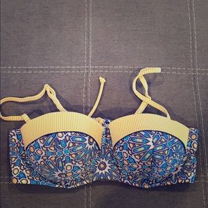 Bikini Top with cups